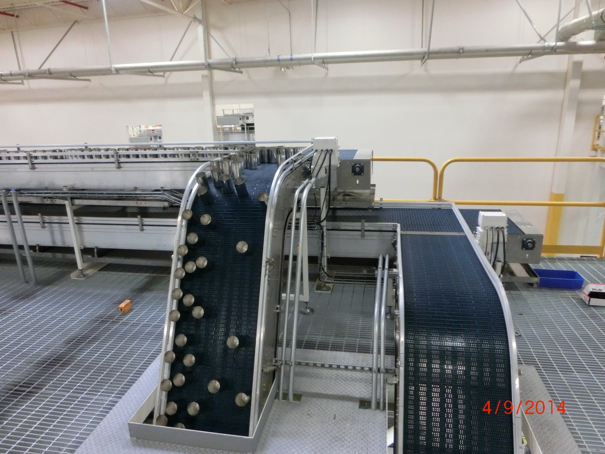 Tailored Elevators and Lowerators | CANLINE's Conveying Solutions | Canline